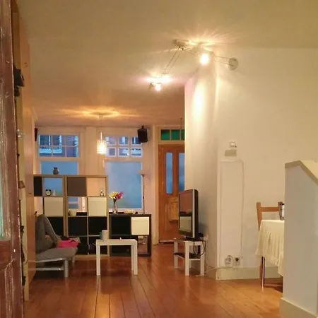 Apartment Pijp Rustenbug With Garden *